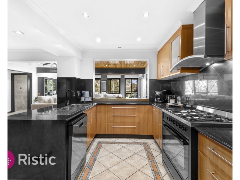 10 Winterton Close, Epping VIC 3076