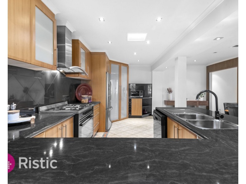 10 Winterton Close, Epping VIC 3076