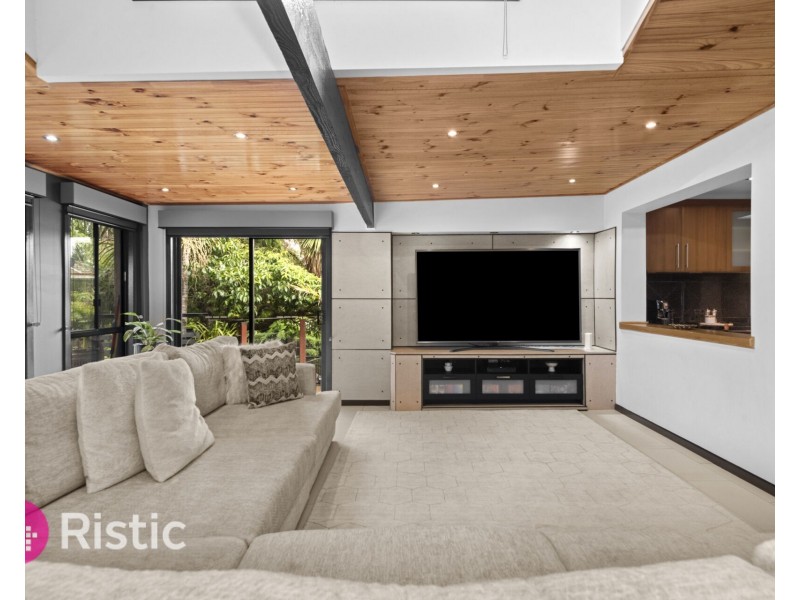 10 Winterton Close, Epping VIC 3076