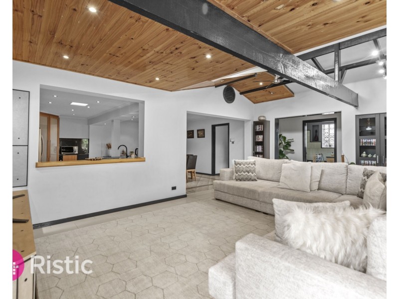 10 Winterton Close, Epping VIC 3076