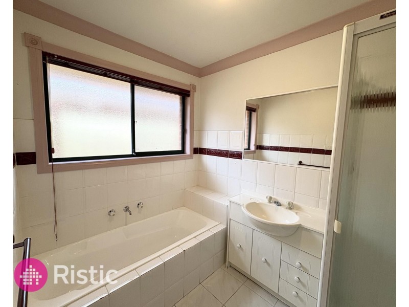 12 Romano Avenue, Mill Park VIC 3082