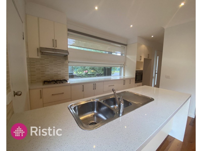 2A Sharp Grove, Coburg North VIC 3058