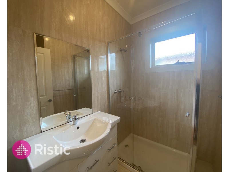 2A Sharp Grove, Coburg North VIC 3058