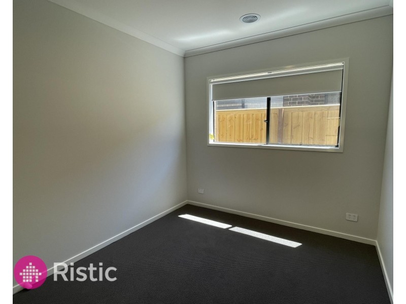 14 Dysart Road, Donnybrook VIC 3064