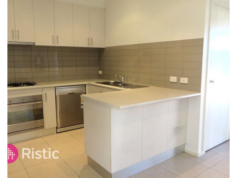 2/37 Campaspe Drive, Whittlesea VIC 3757