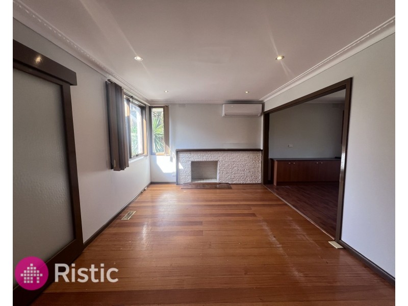 25 Huskisson Avenue, Lalor VIC 3075