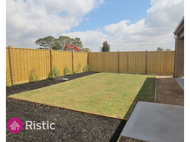 7 Ahern Street, Wollert VIC 3750