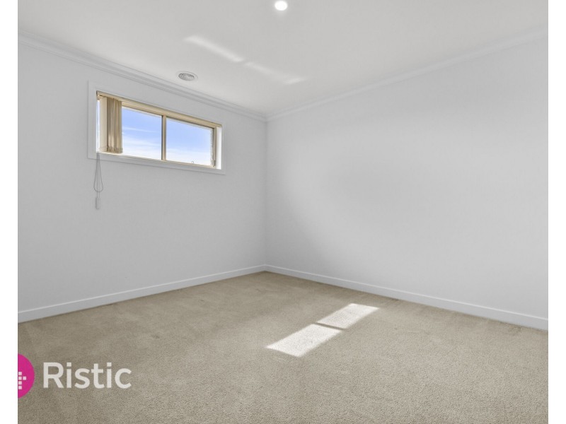 8/75 Spring Street, Thomastown VIC 3074