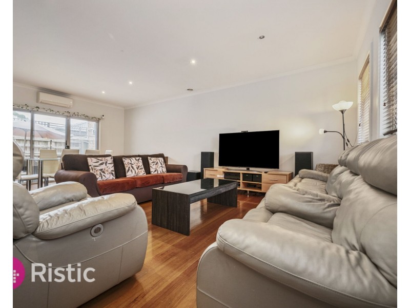 2/84 Maude Avenue, Glenroy VIC 3046