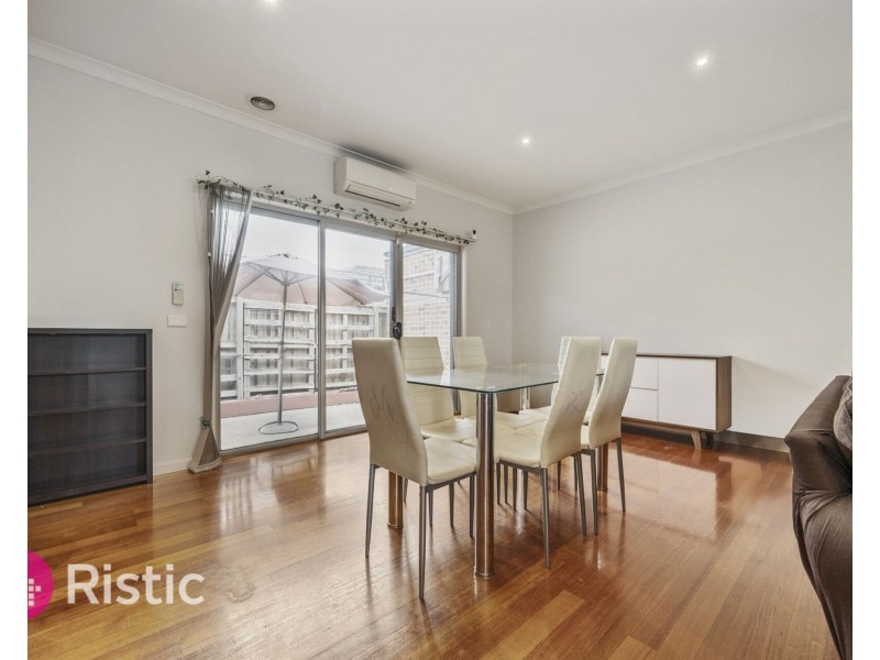 2/84 Maude Avenue, Glenroy VIC 3046