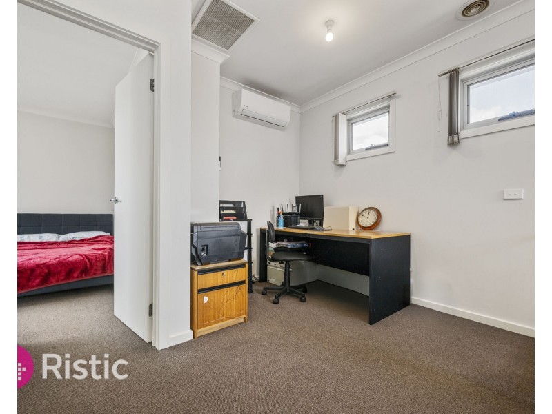 2/84 Maude Avenue, Glenroy VIC 3046