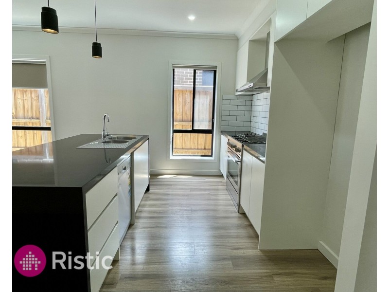 16 Sallybank Crescent, Wollert VIC 3750