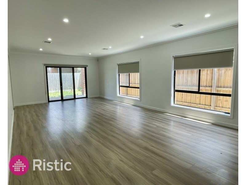 16 Sallybank Crescent, Wollert VIC 3750