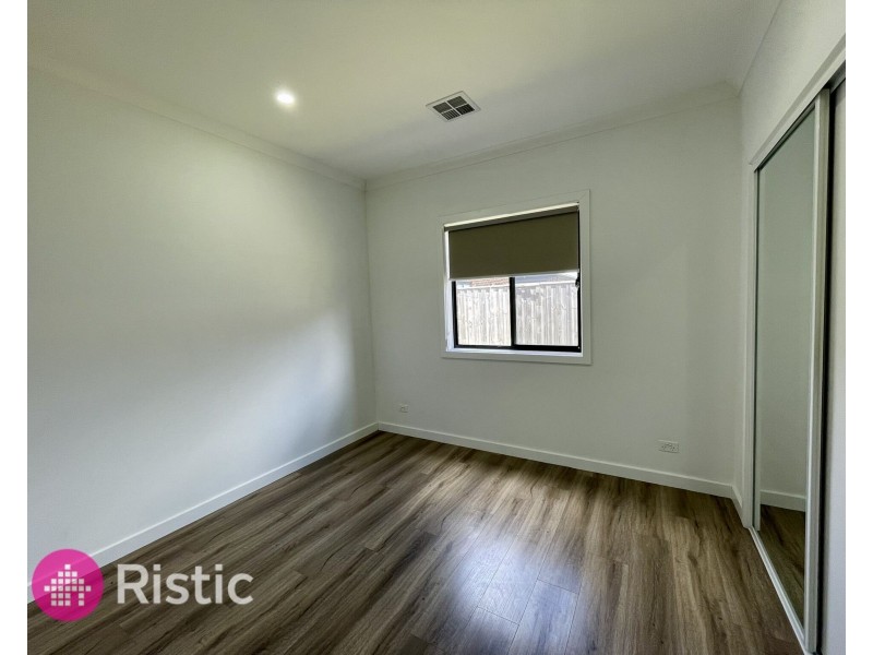 16 Sallybank Crescent, Wollert VIC 3750