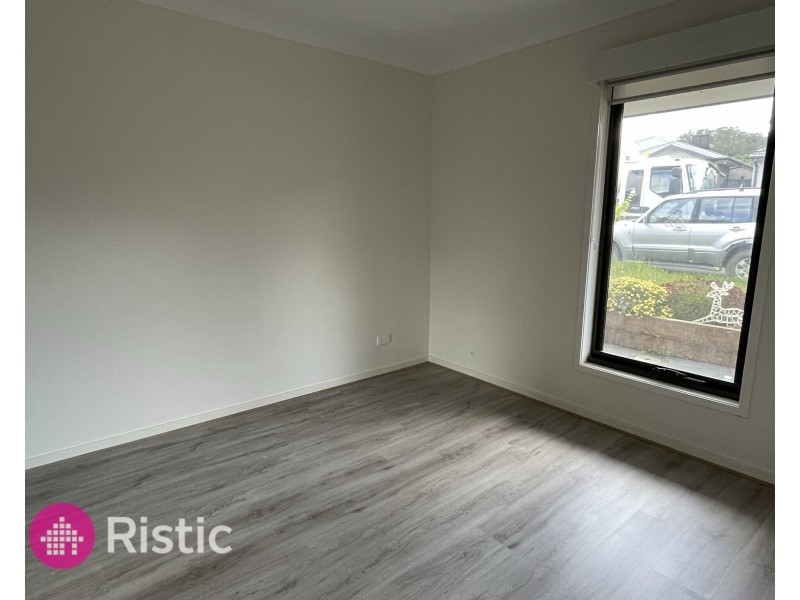 28 Odette Way, South Morang VIC 3752