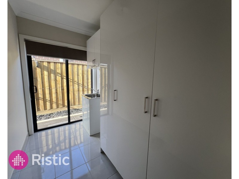 3 Day Close, Mernda VIC 3754