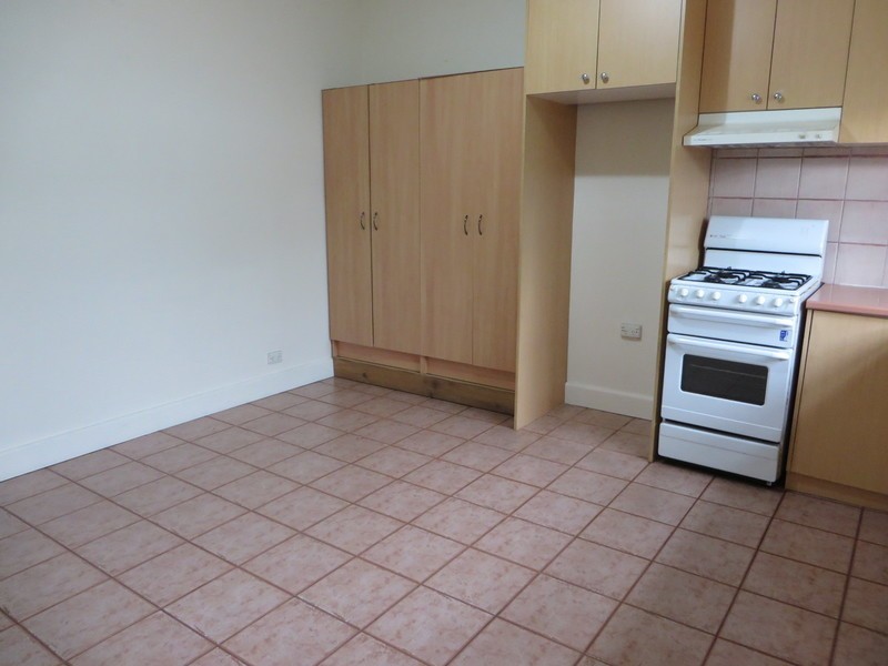 5A Cheddar Road, Reservoir VIC 3073