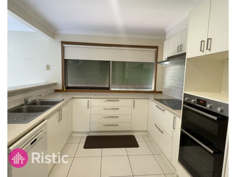 9 Paul Crescent, Epping VIC 3076