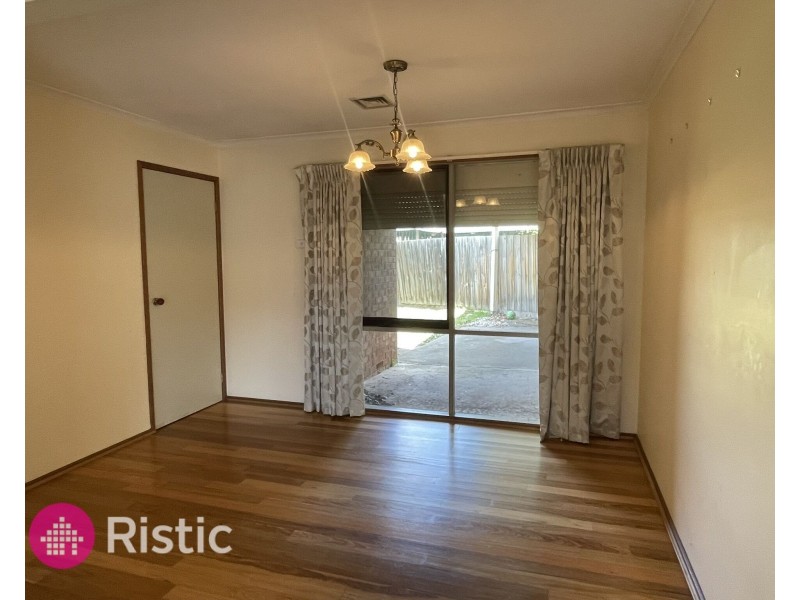 9 Paul Crescent, Epping VIC 3076