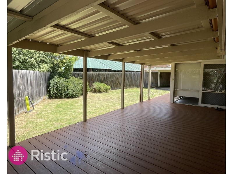 9 Paul Crescent, Epping VIC 3076