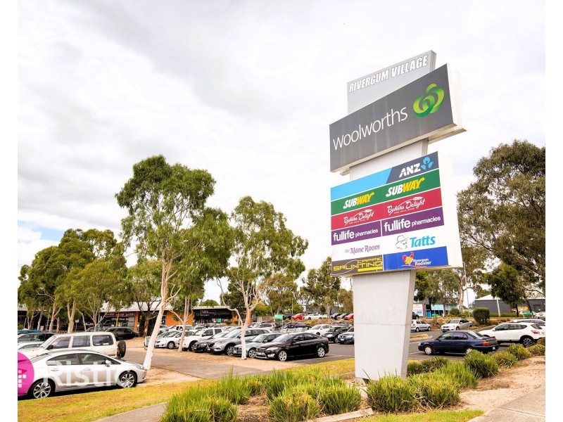 54 Hurlstone Crescent, Mill Park VIC 3082