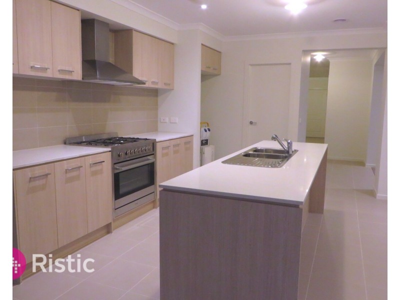 33 Sligo Street, Doreen VIC 3754