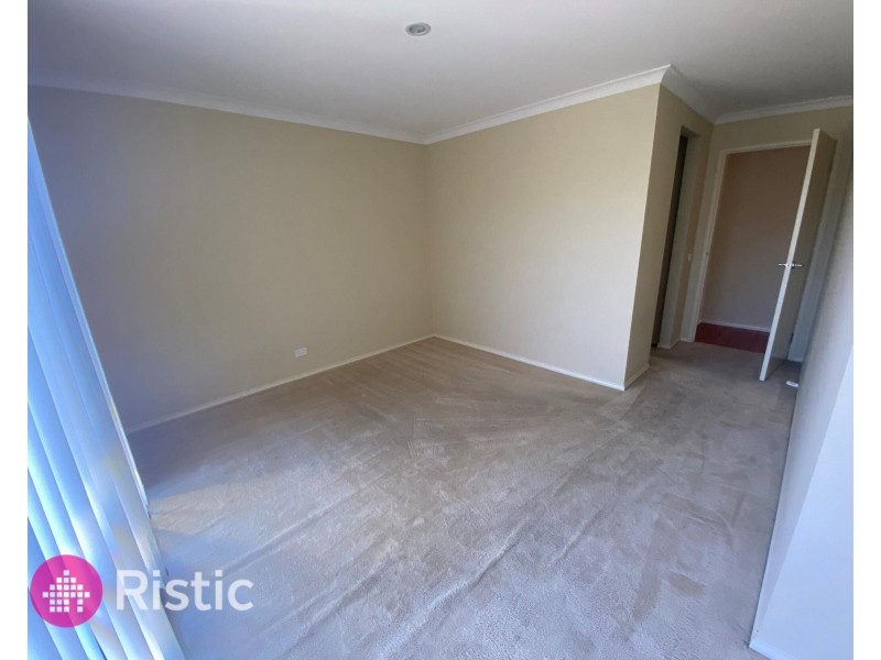 2 Province Grove, Doreen VIC 3754