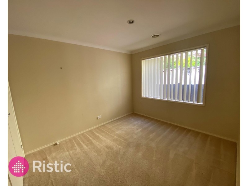 2 Province Grove, Doreen VIC 3754