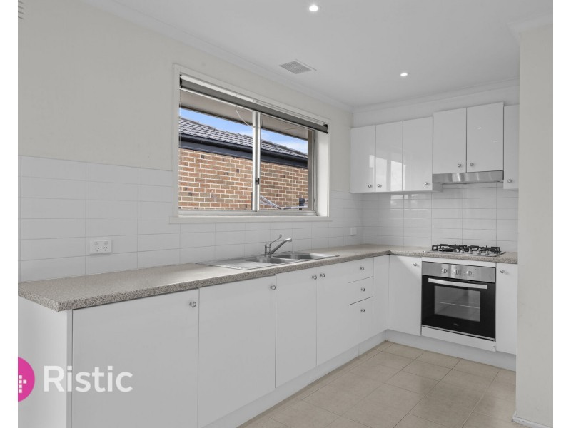 1/207 Darebin Drive, Lalor VIC 3075