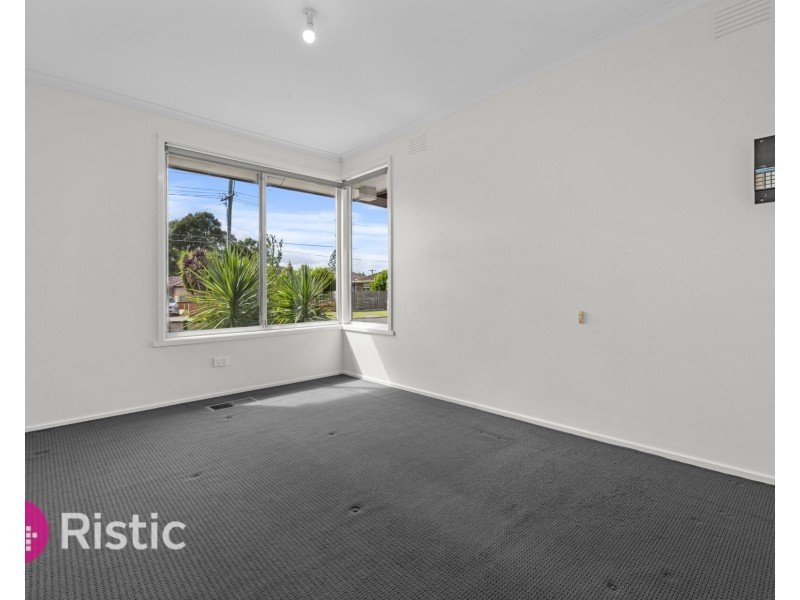 1/207 Darebin Drive, Lalor VIC 3075
