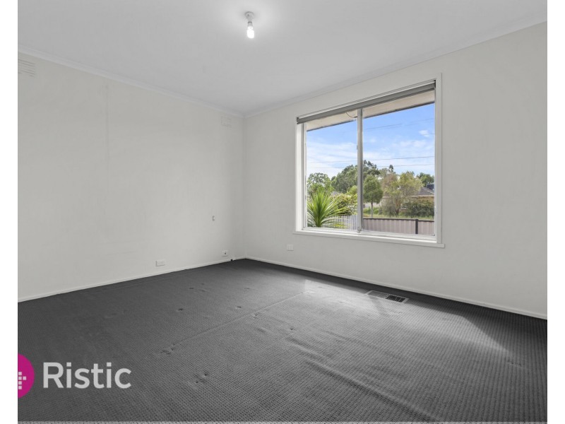 1/207 Darebin Drive, Lalor VIC 3075