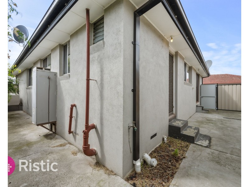 1/207 Darebin Drive, Lalor VIC 3075