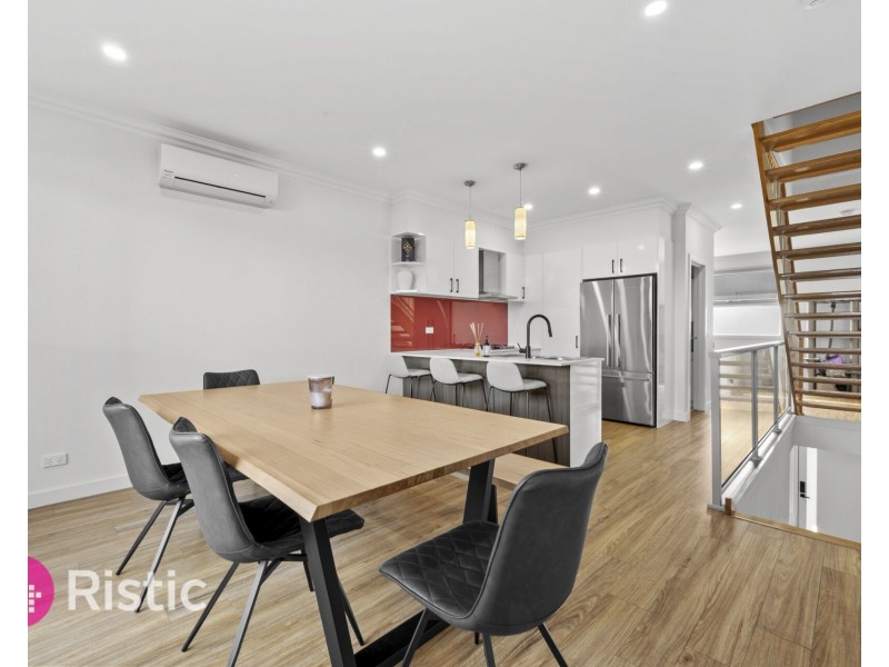 10/11 Riverside Drive, South Morang VIC 3752