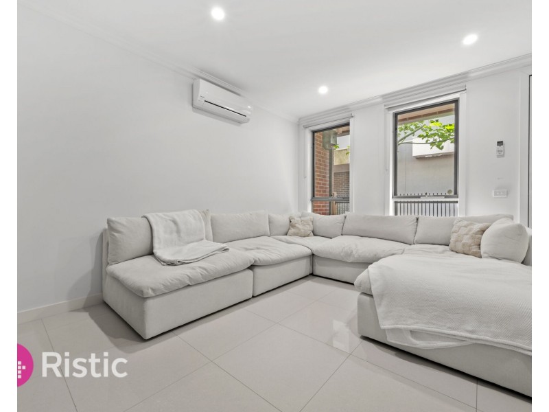 10/11 Riverside Drive, South Morang VIC 3752