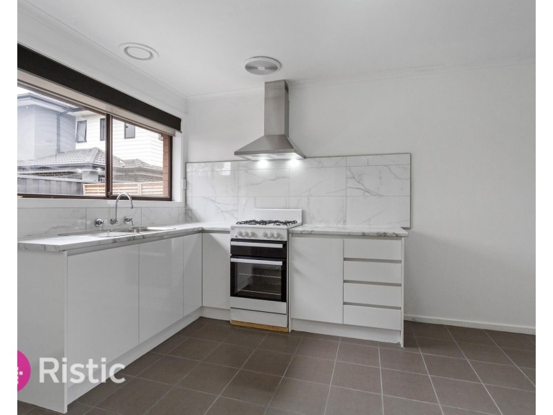 1/18 Duffy Street, Reservoir VIC 3073