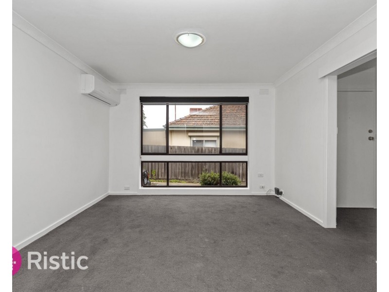 1/18 Duffy Street, Reservoir VIC 3073