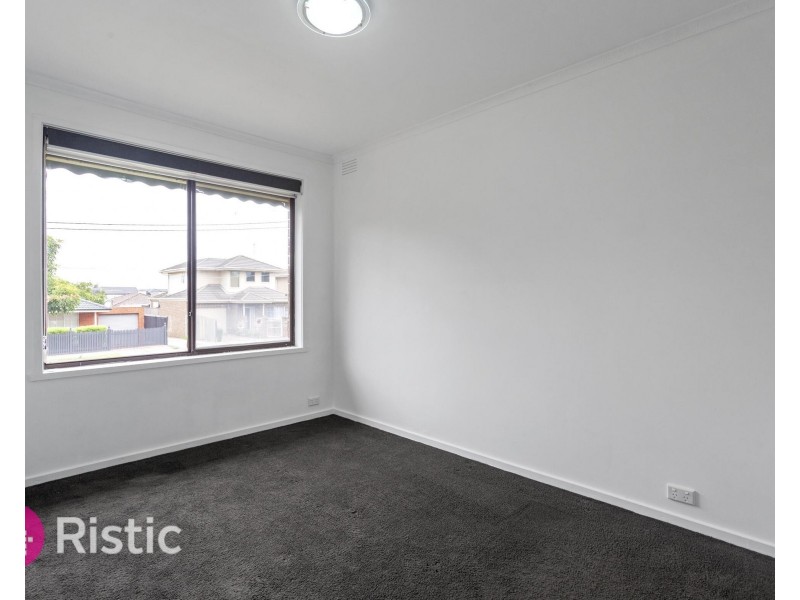 1/18 Duffy Street, Reservoir VIC 3073