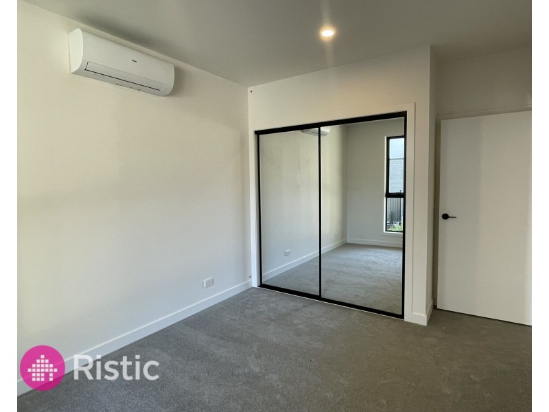 46 Casalingo Boulevard, Mill Park VIC 3082