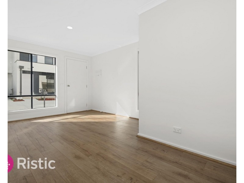 14 Daydream Place, Wollert VIC 3750