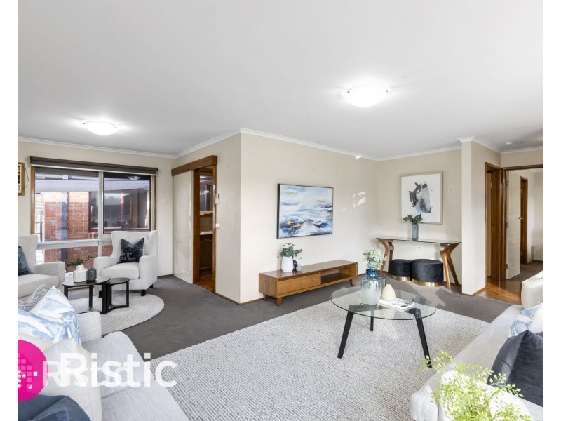 7 Wallace Place, Mill Park VIC 3082