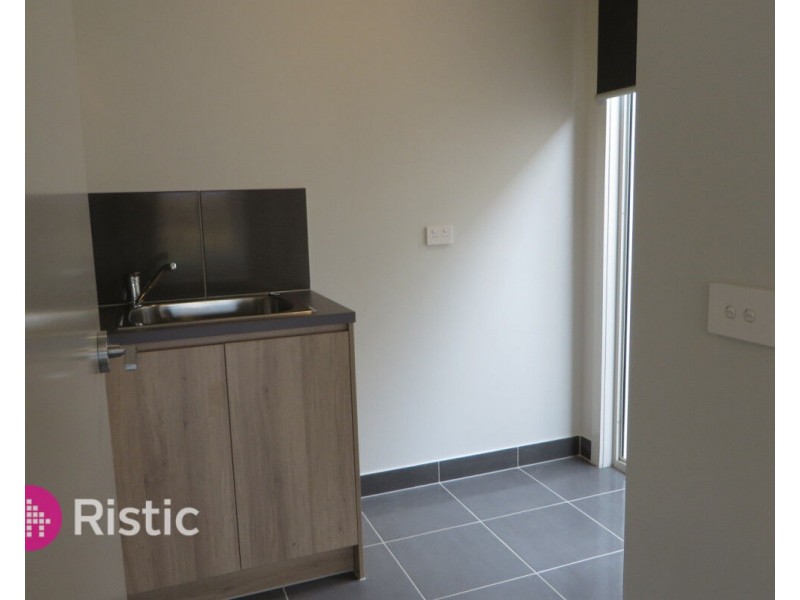 3 Atherton Walk, Doreen VIC 3754