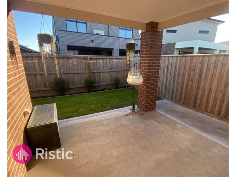 8 Binap Road, Epping VIC 3076