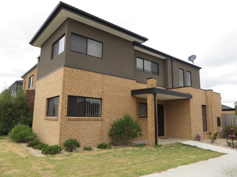 284 The Lakes Boulevard, South Morang VIC 3752