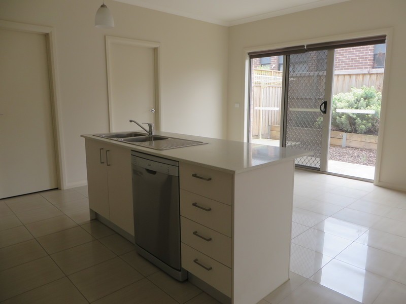 3 Mecklenburg Close, Epping VIC 3076