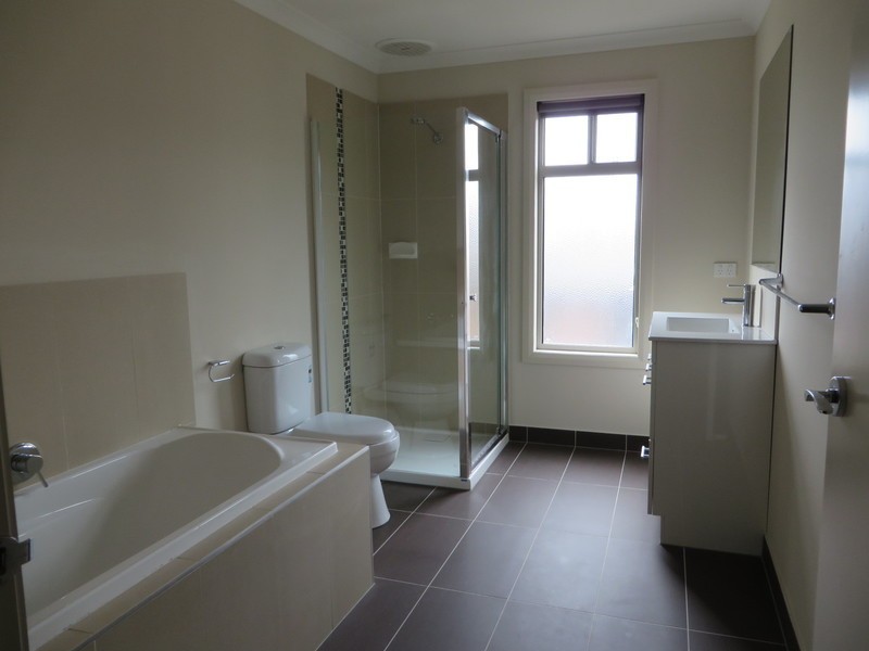 3 Mecklenburg Close, Epping VIC 3076