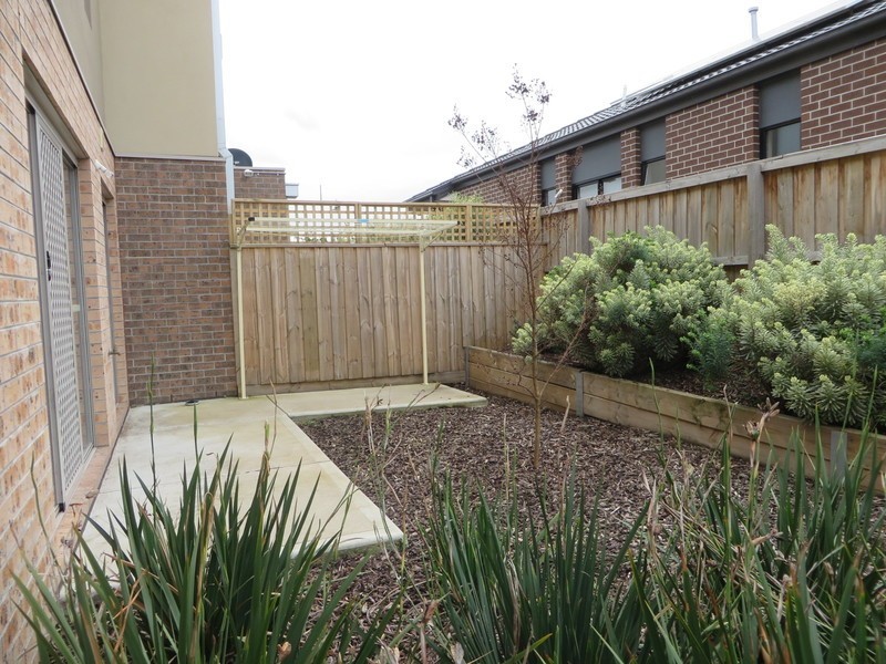 3 Mecklenburg Close, Epping VIC 3076