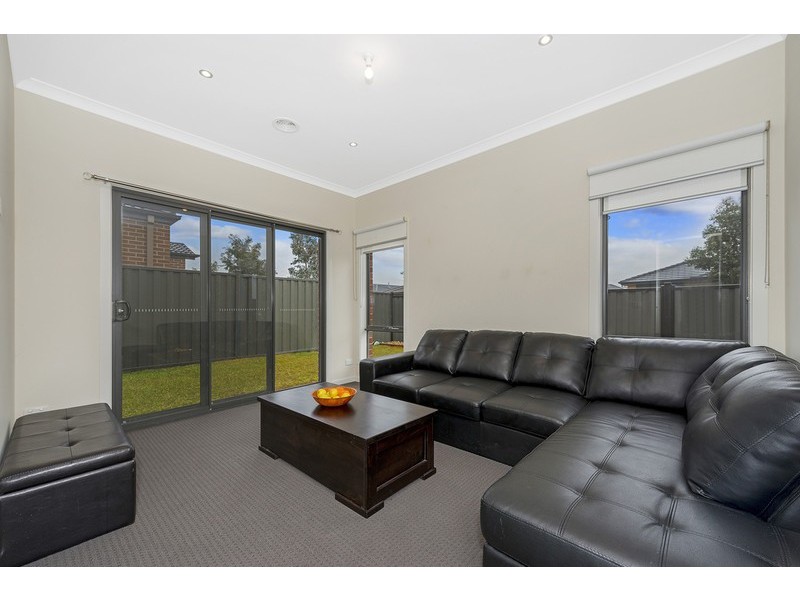 66 Pine Park Drive, Wollert VIC 3750
