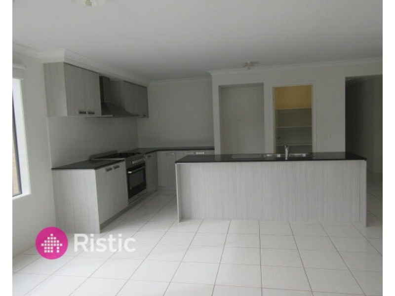 32 Maremma Drive, Mernda VIC 3754