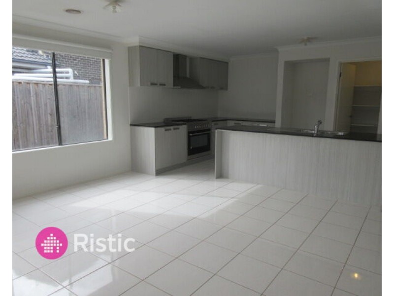 32 Maremma Drive, Mernda VIC 3754