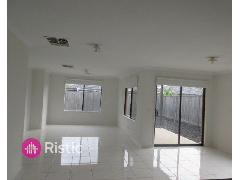 32 Maremma Drive, Mernda VIC 3754